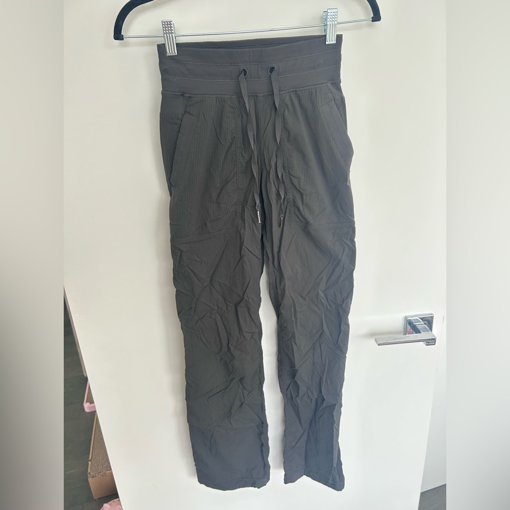 lululemon athletica dance studio joggers Size 0 grey